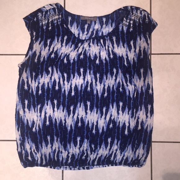 Short sleeve top - Picture 1 of 2